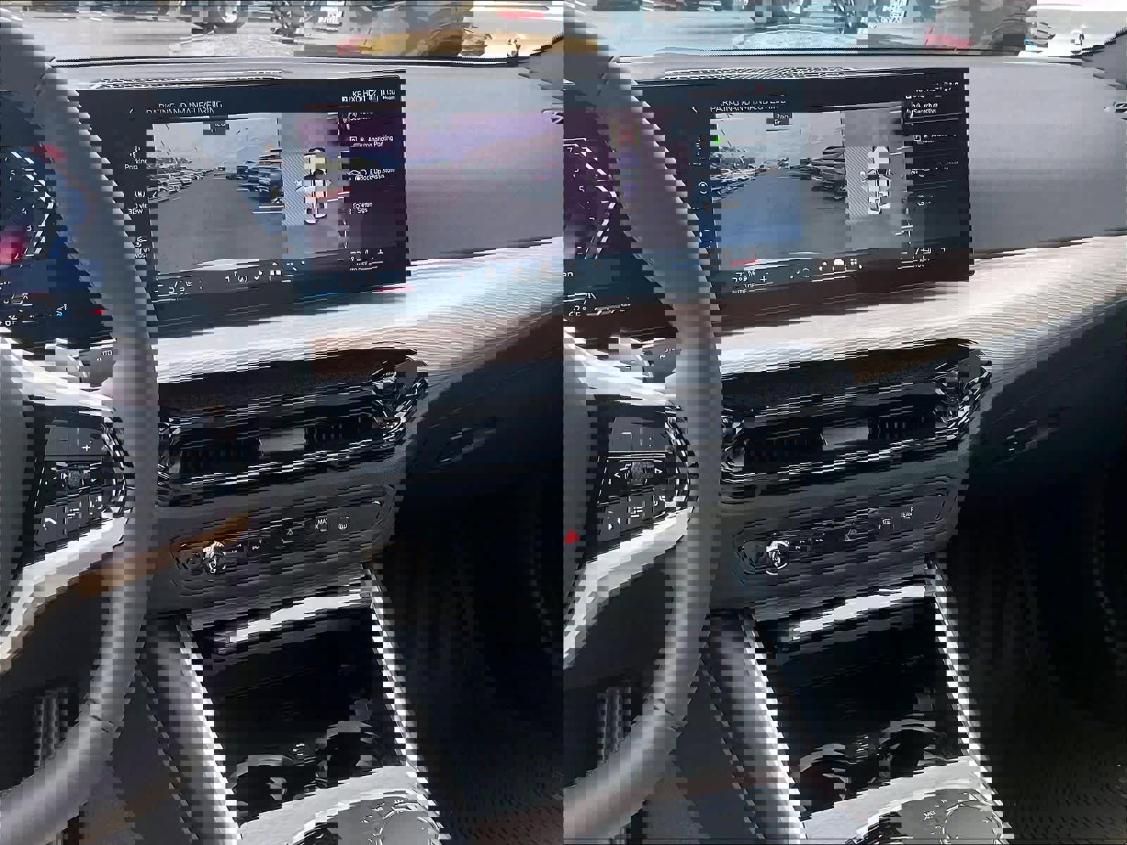 Used 2025 BMW 230i Coupe w/ Convenience Package RWD image 8