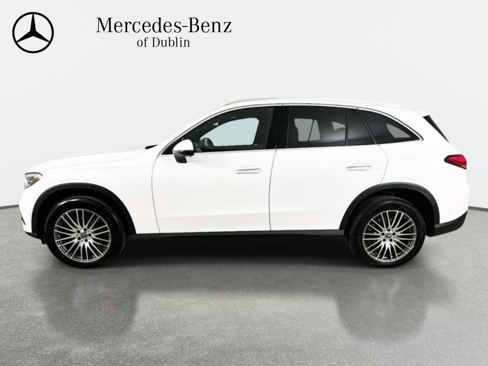 Certified 2026 Mercedes-Benz GLC 300 4MATIC image 4