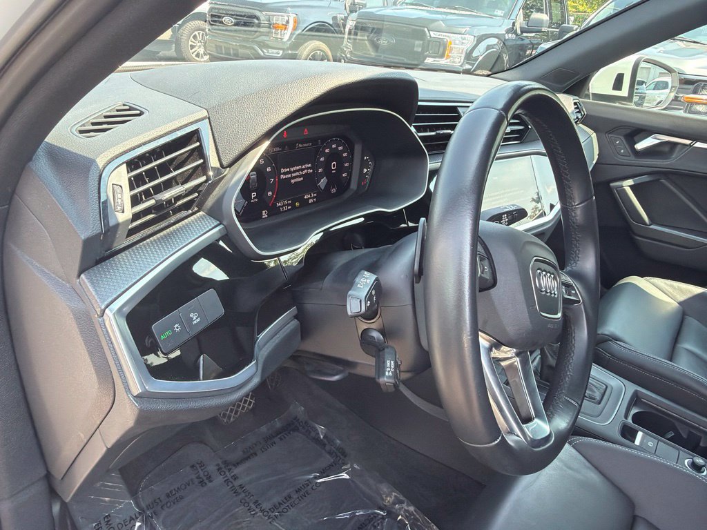 Used 2024 Audi Q3 2.0T Premium w/ Convenience Package AWD/4WD image 20