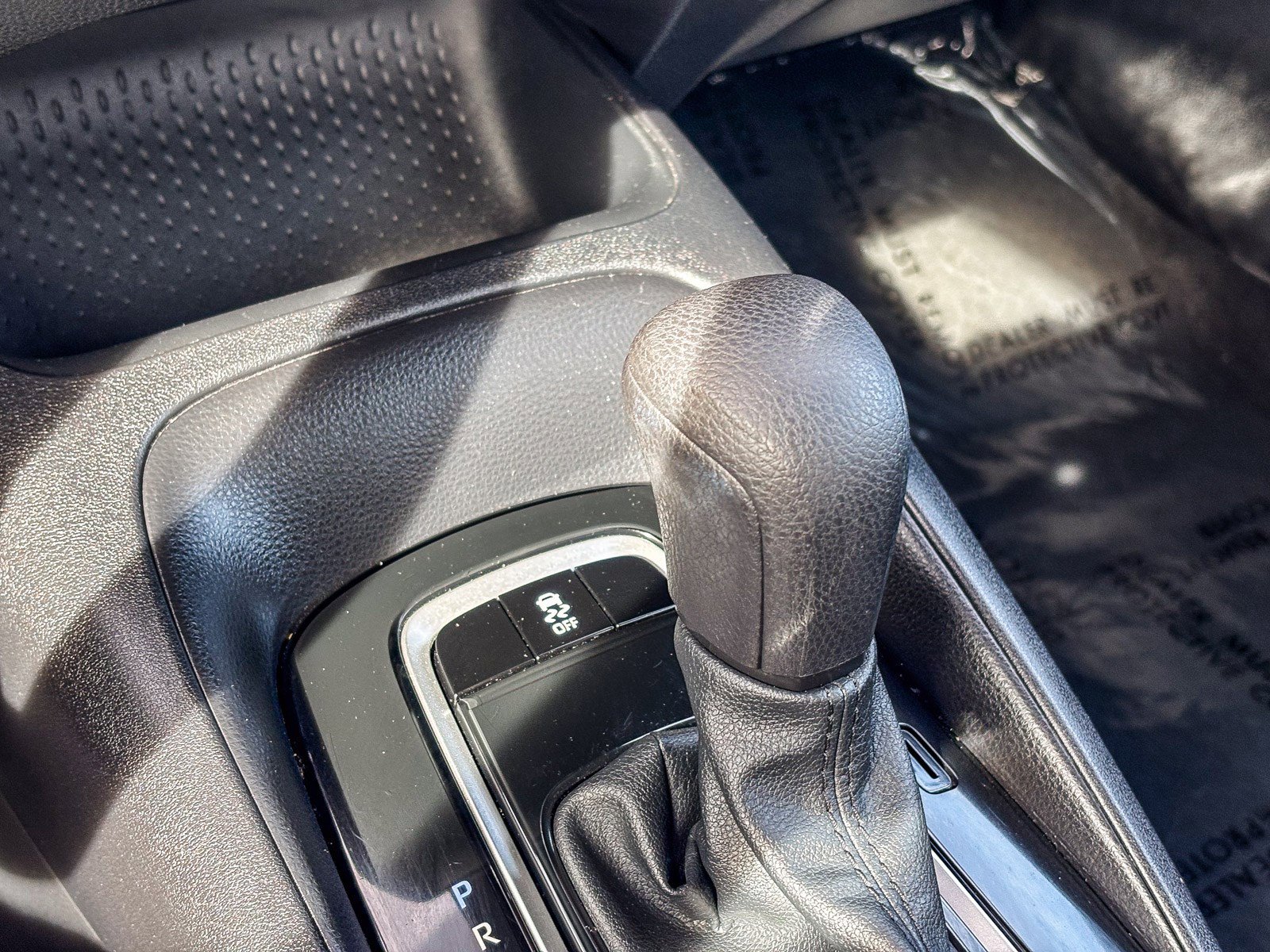 Certified 2025 Toyota Corolla LE FWD image 25