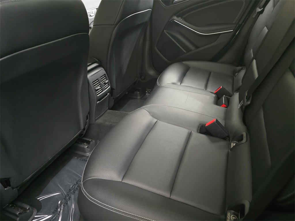 Used 2019 Mercedes-Benz GLA 250 4MATIC image 17