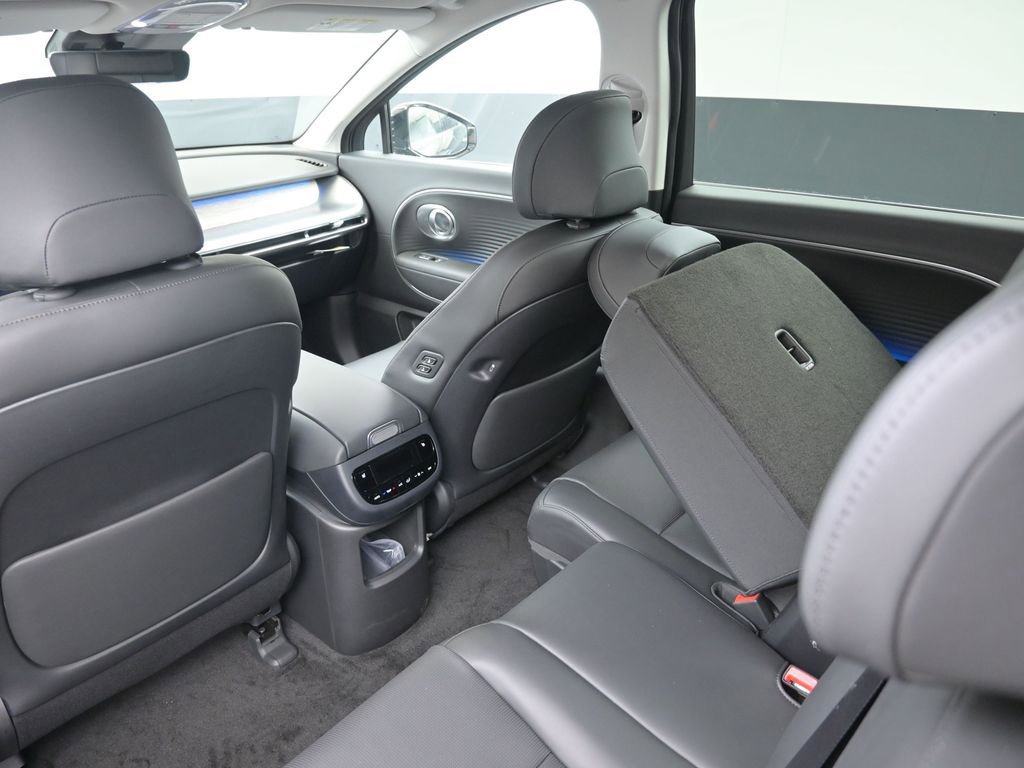 New 2026 Hyundai Ioniq 9 SEL image 18