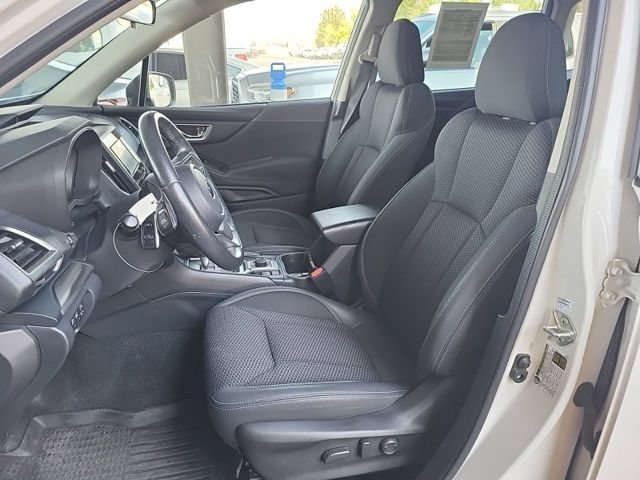 Used 2022 Subaru Forester Premium AWD/4WD image 10