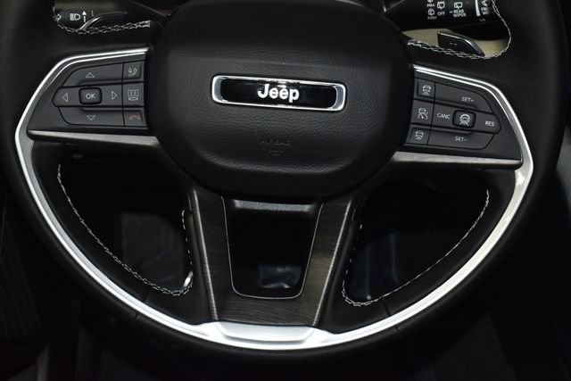 New 2026 Jeep Grand Cherokee Altitude image 22