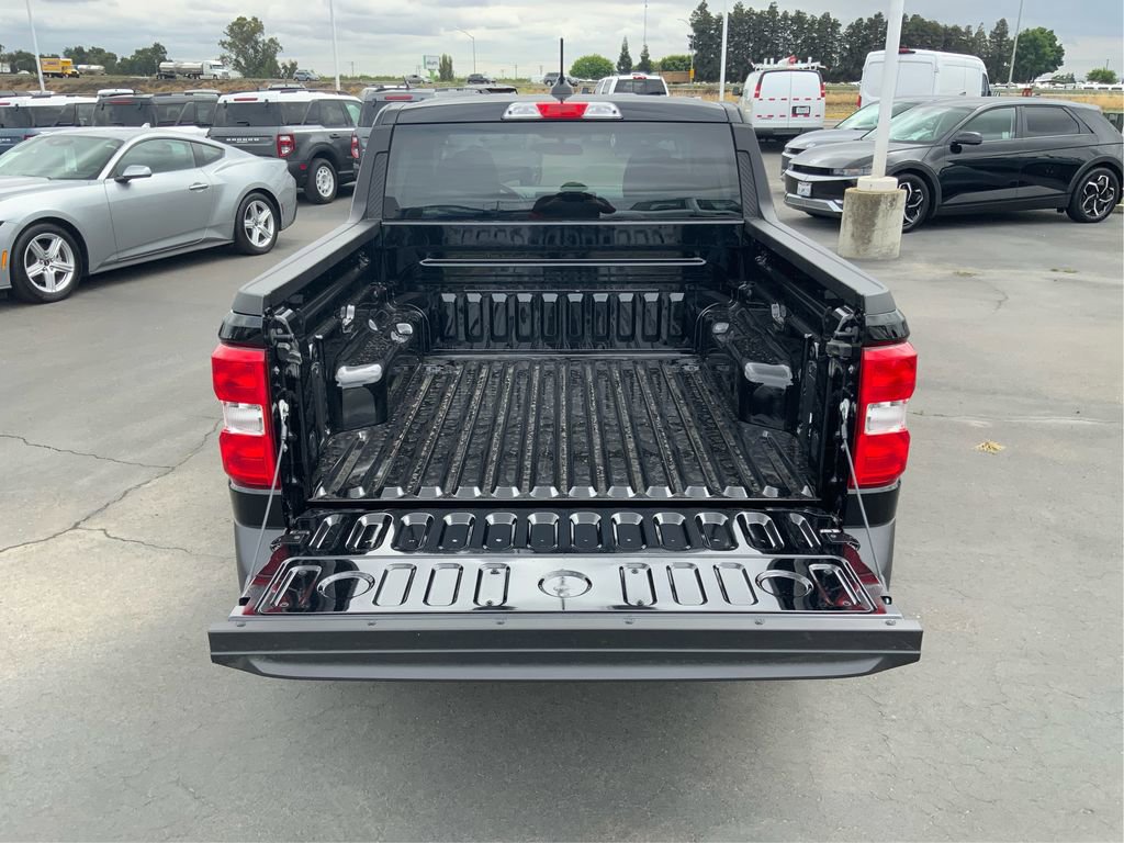 Used 2025 Ford Maverick XLT FWD image 13