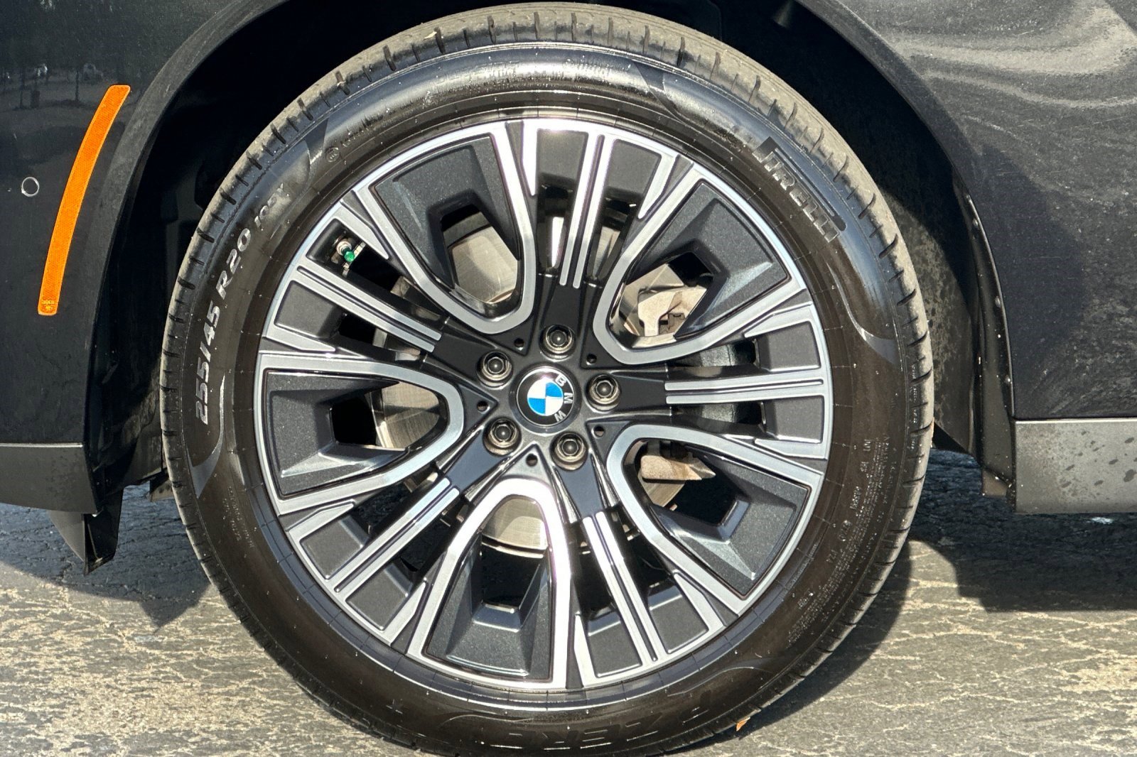 Used 2025 BMW X3 xDrive30i w/ Premium Package image 35