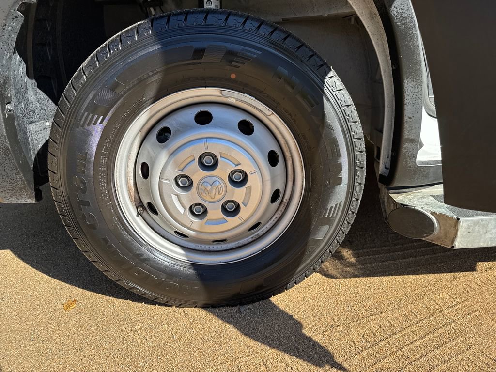 Used 2023 RAM ProMaster 2500 image 31