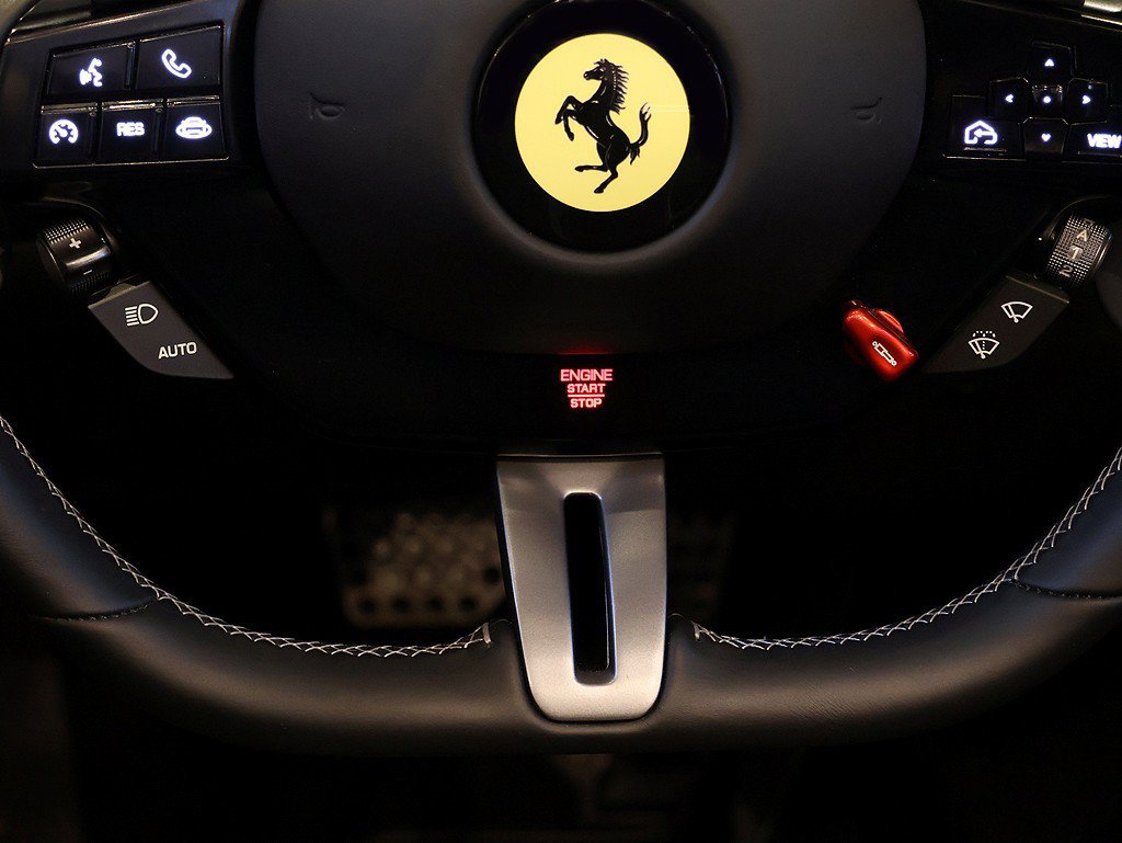 Certified 2026 Ferrari Roma Spider RWD image 84