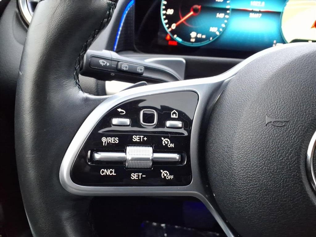 Used 2022 Mercedes-Benz GLB 250 4MATIC image 22