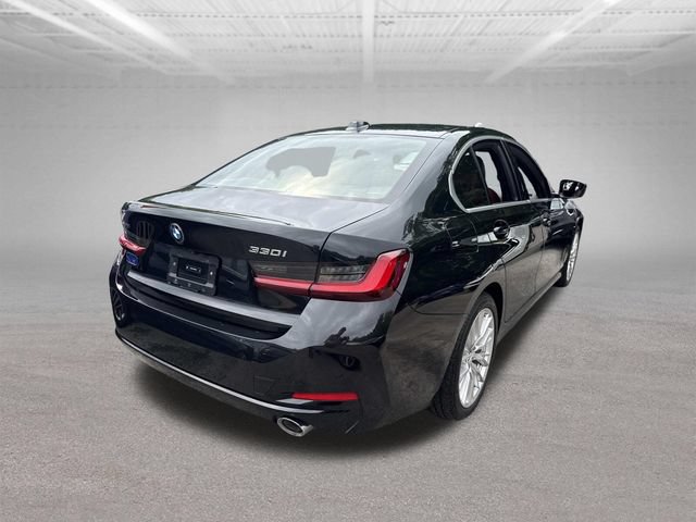 Used 2024 BMW 330i xDrive Sedan AWD/4WD image 11