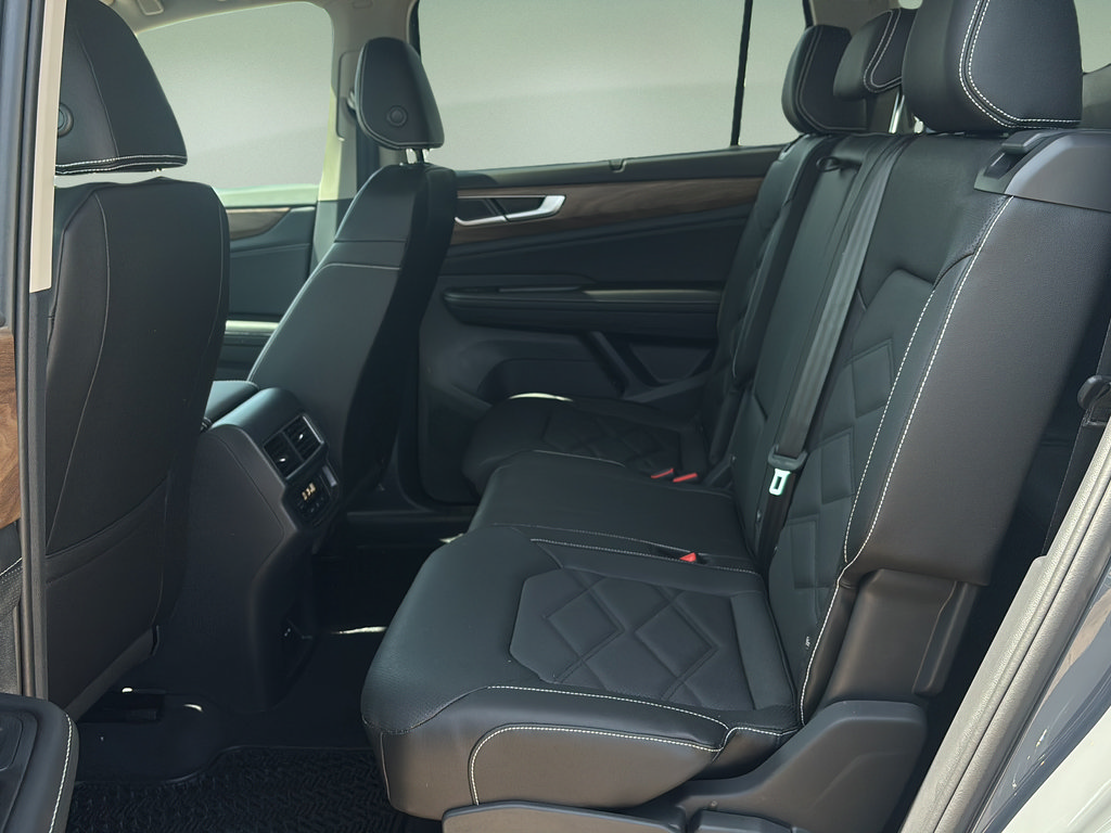 New 2026 Volkswagen Atlas SE AWD/4WD image 15