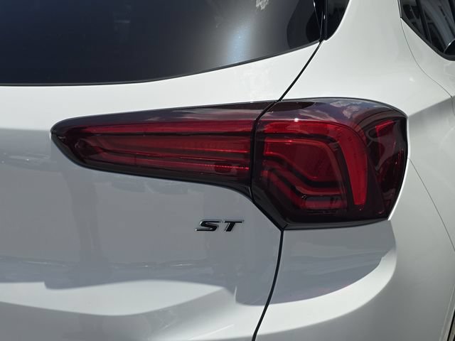 Certified 2024 Buick Encore GX Sport Touring w/ Advanced Technology Package FWD image 8