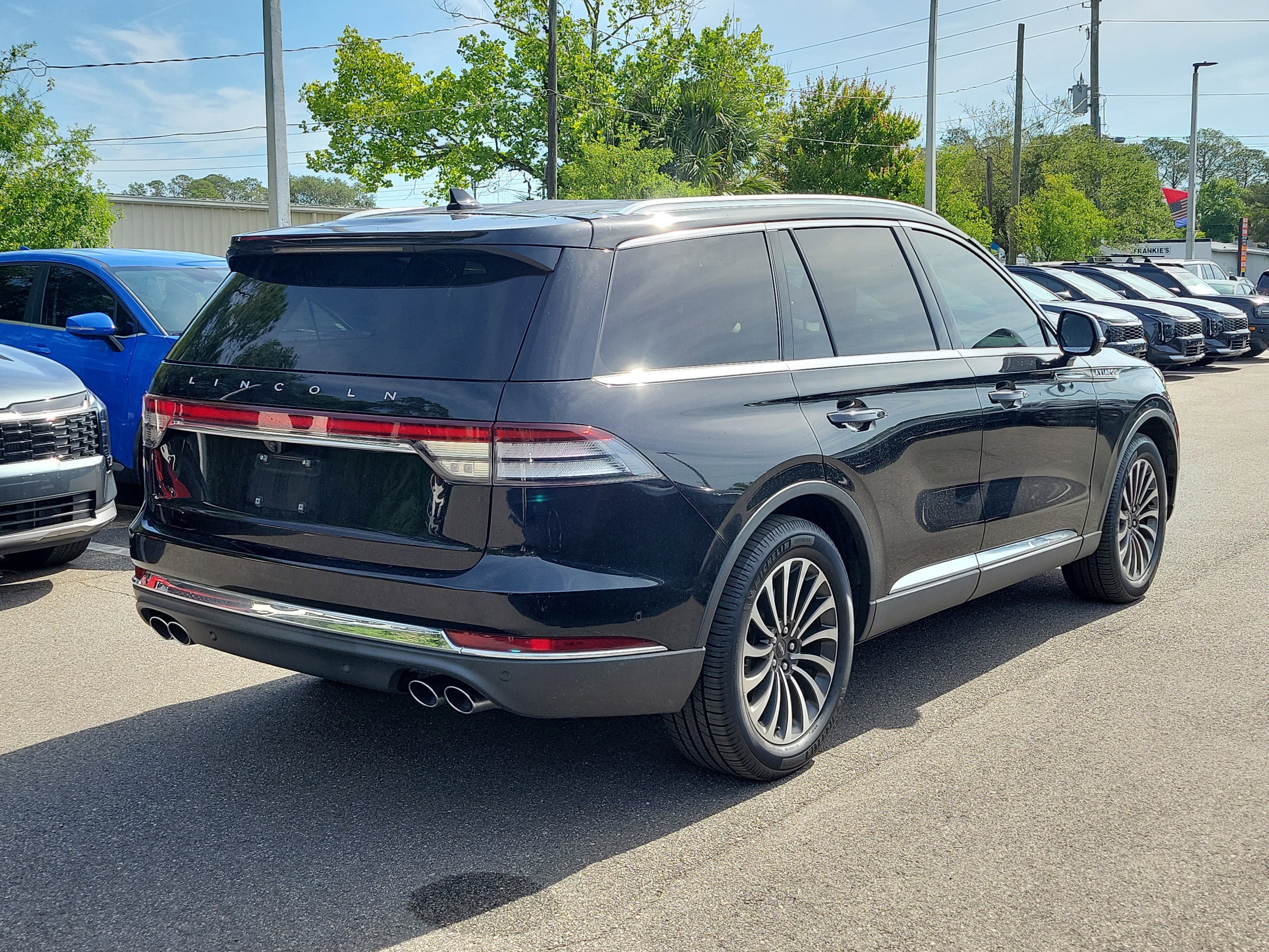 Used 2022 Lincoln Aviator Reserve RWD image 6