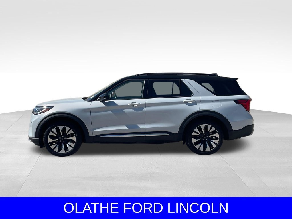 New 2026 Ford Explorer Platinum w/ LUX Leather Package AWD/4WD image 2
