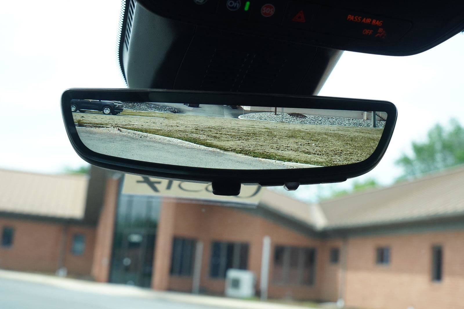 New 2025 Chevrolet Equinox LT w/ Safety and Technology Package image 20