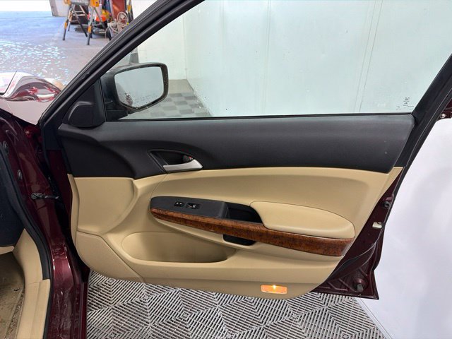Used 2011 Honda Accord EX image 15