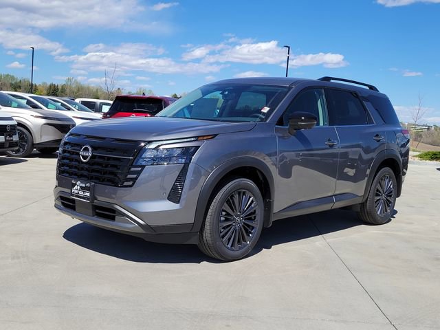 New 2026 Nissan Pathfinder SL image 1