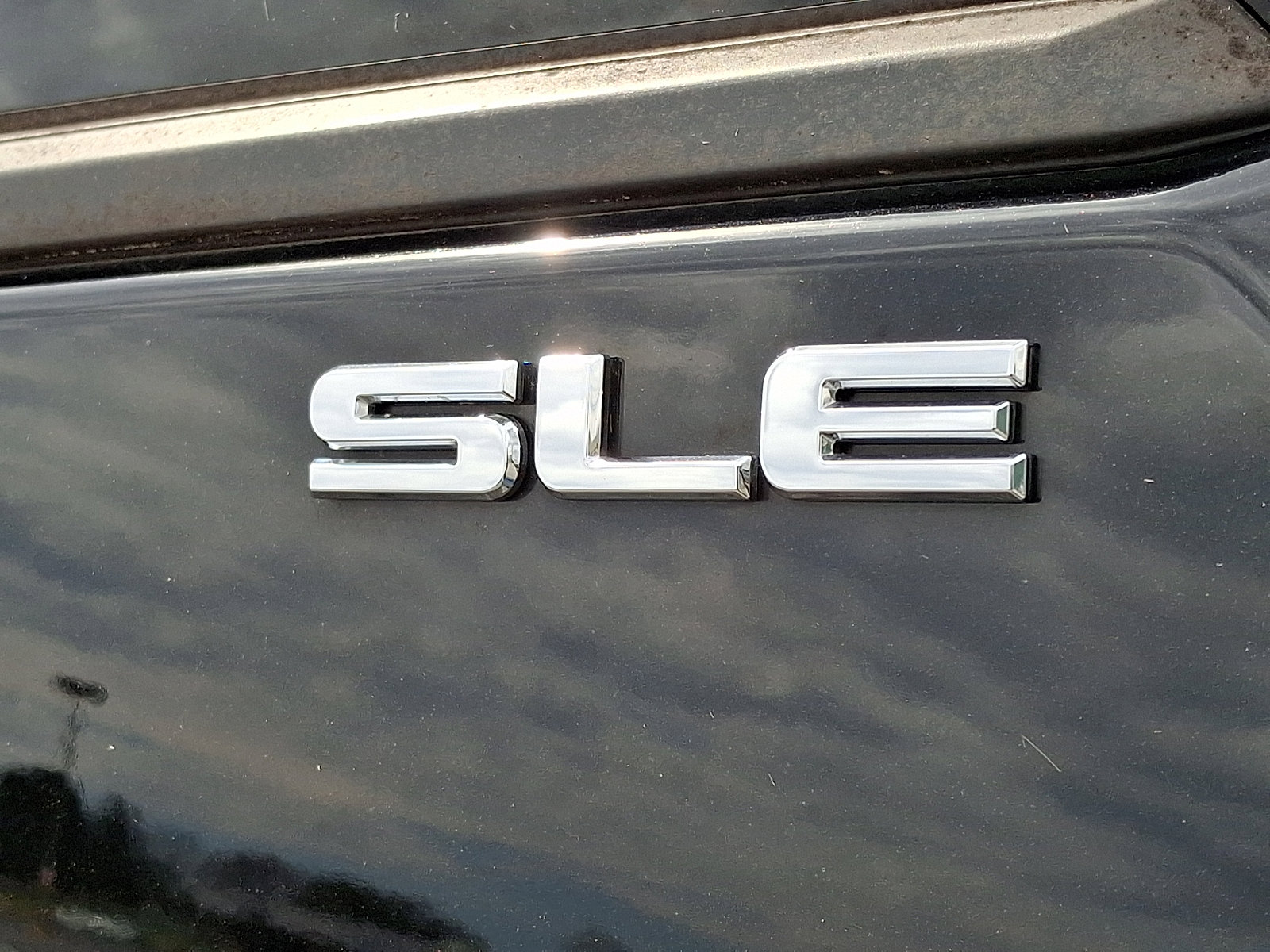 Used 2019 GMC Terrain SLE image 29