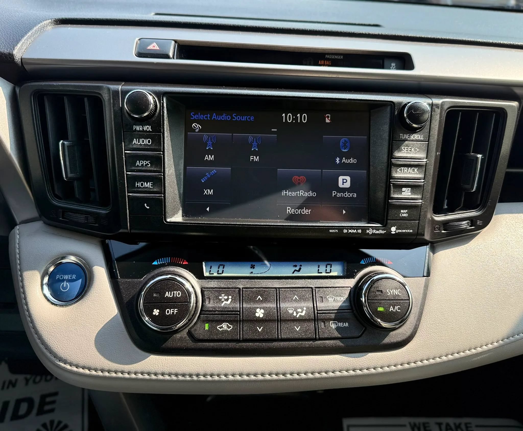Used 2016 Toyota RAV4 Limited AWD/4WD image 17