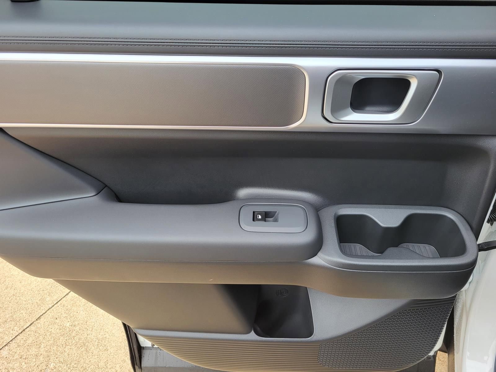 New 2026 Hyundai Santa Fe SE image 10