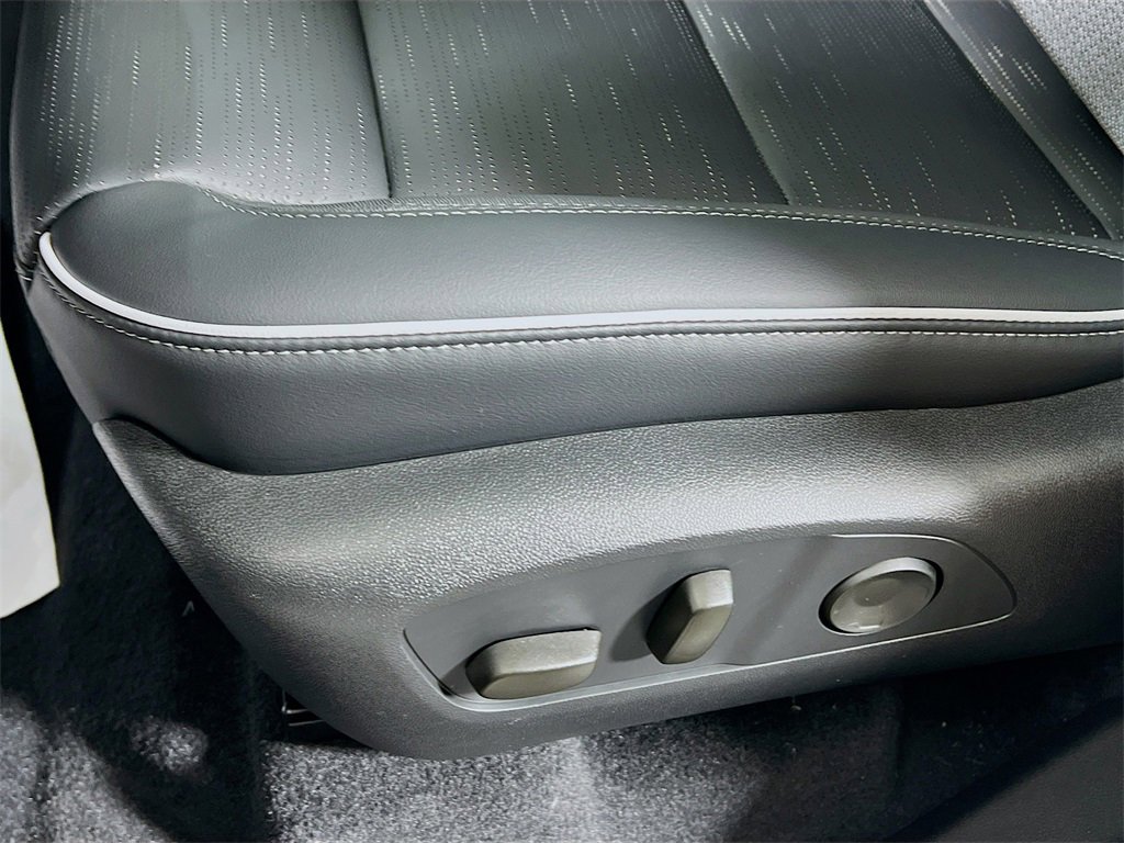 New 2026 Buick Enclave Sport Touring w/ Power Package image 16