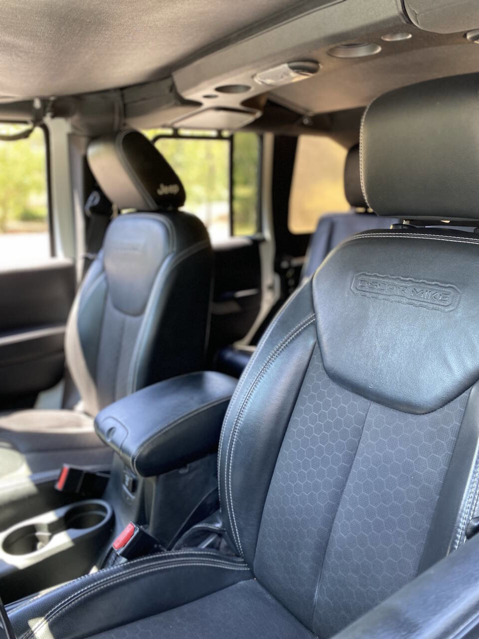 Used 2018 Jeep Wrangler Unlimited Sport image 15