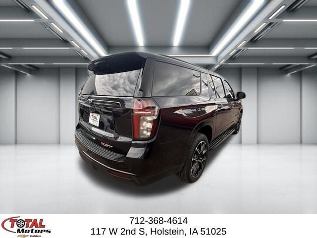 Certified 2024 Chevrolet Suburban RST w/ Luxury Package AWD/4WD image 6