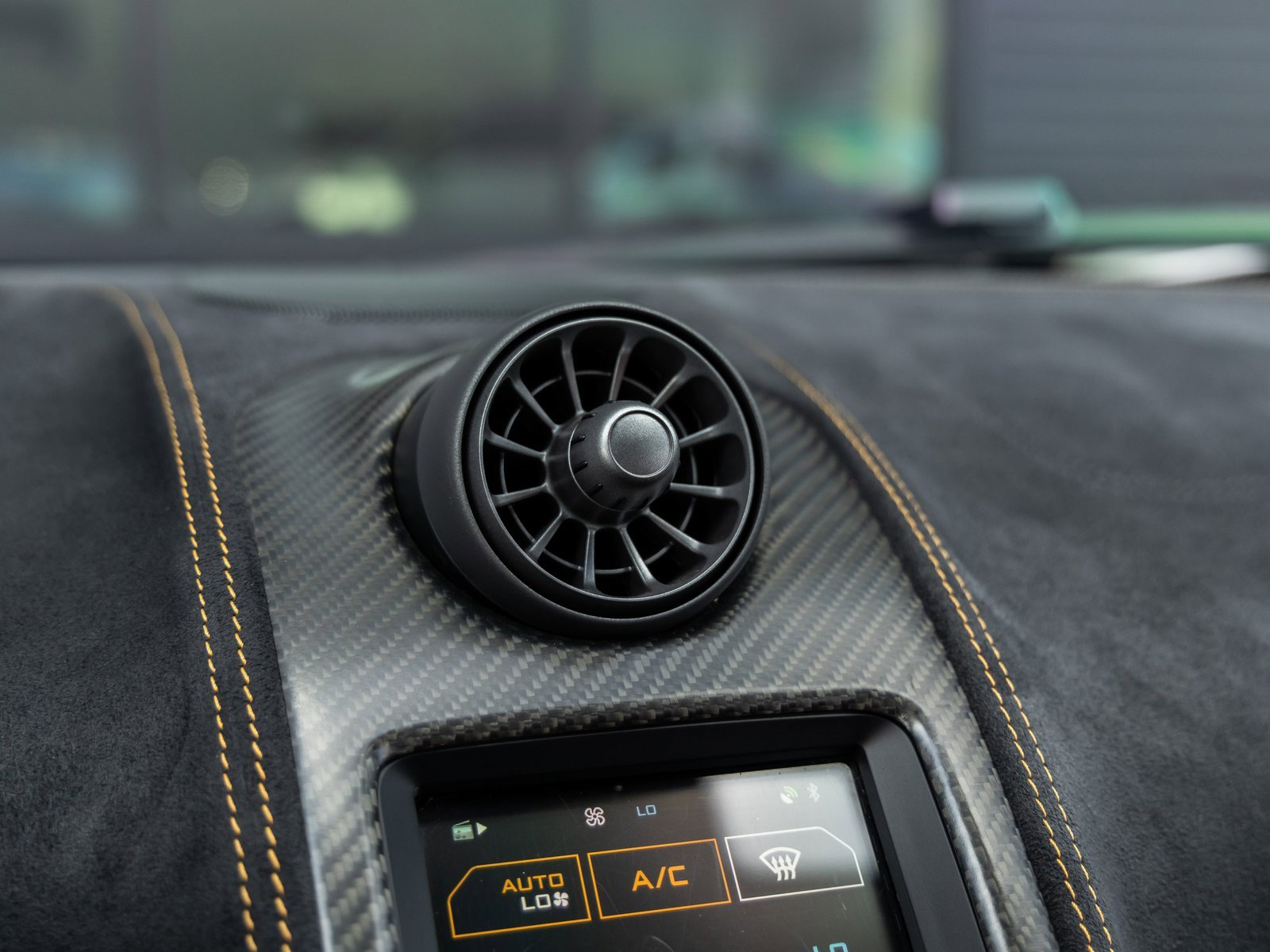 Used 2016 McLaren 675LT Coupe image 35