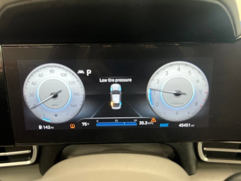 Used 2023 Hyundai Elantra SEL w/ Convenience Package FWD image 24