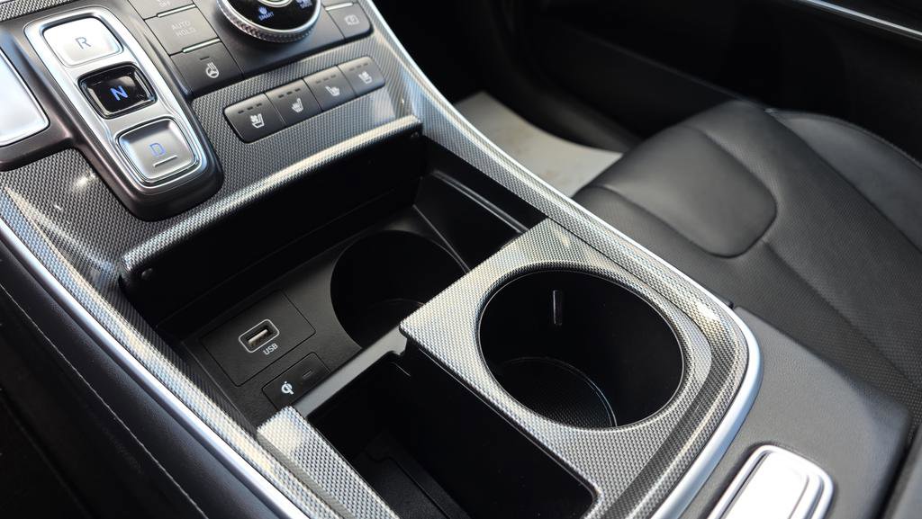 Used 2023 Hyundai Santa Fe Limited image 30