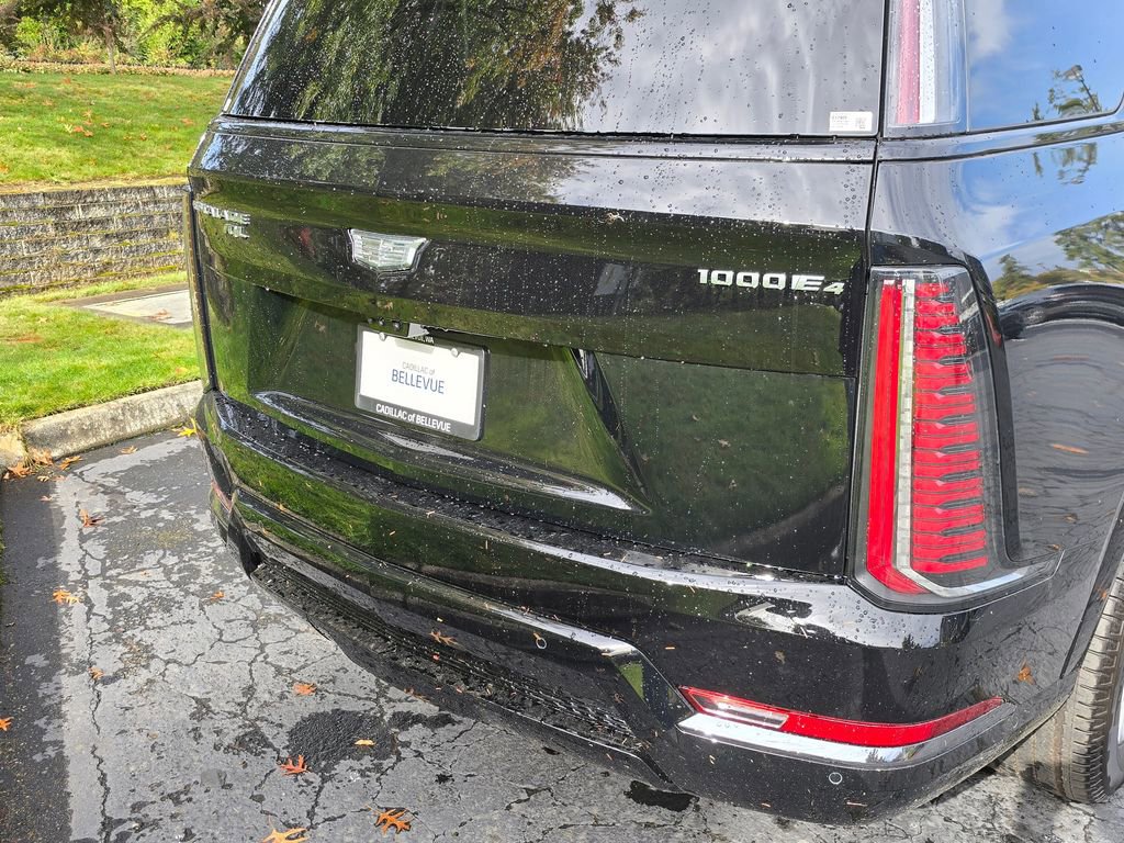 New 2026 Cadillac Escalade IQL Sport 1 image 15