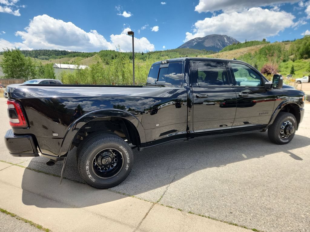 Used 2024 RAM 3500 Limited w/ Night Edition AWD/4WD image 3