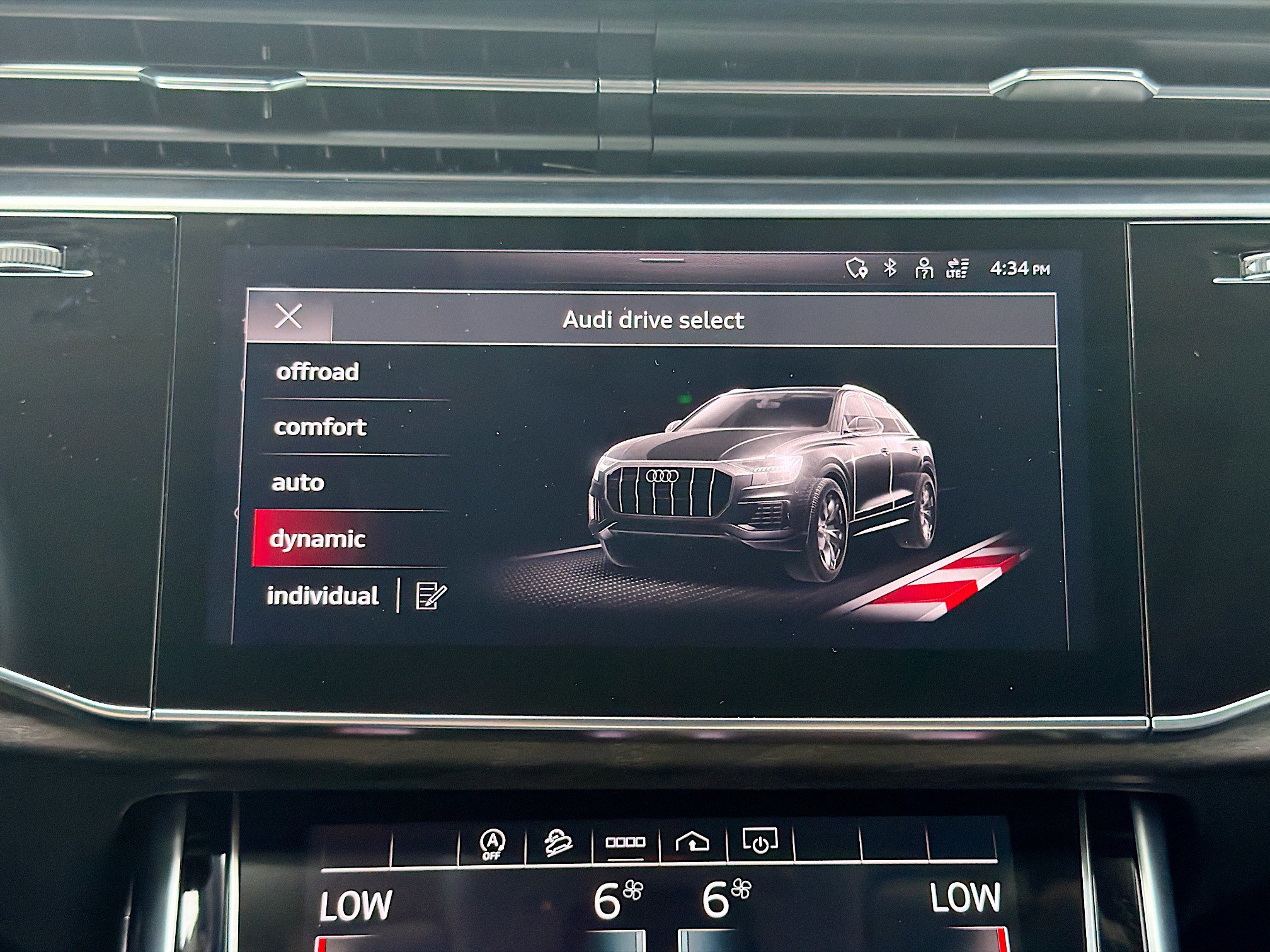 Used 2023 Audi Q8 Premium Plus AWD/4WD image 29