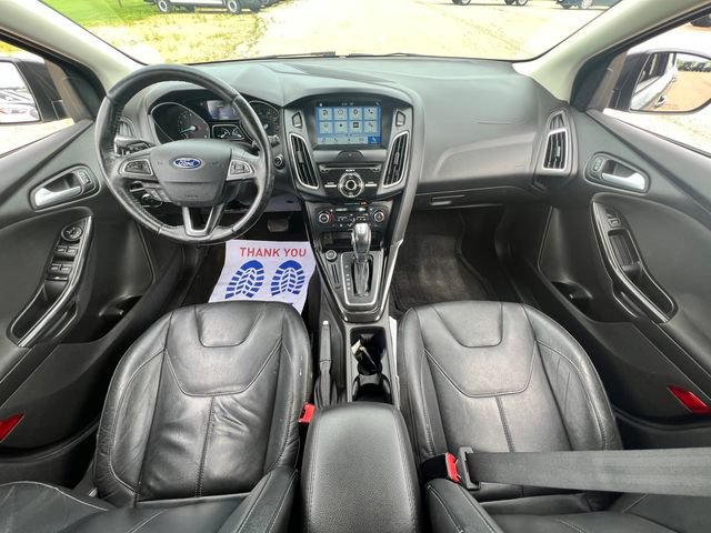 Used 2016 Ford Focus Titanium w/ Titanium Technology Package FWD image 8