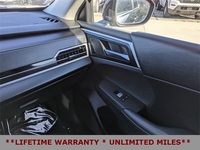 Used 2022 Mitsubishi Outlander SE image 19