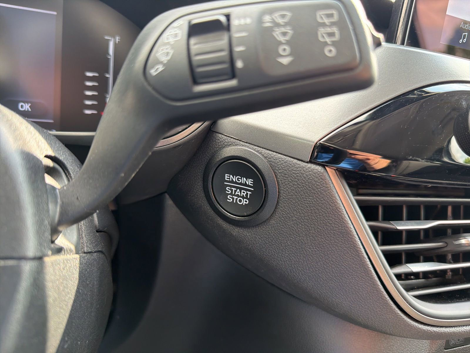 Used 2024 Ford Escape Active FWD image 19