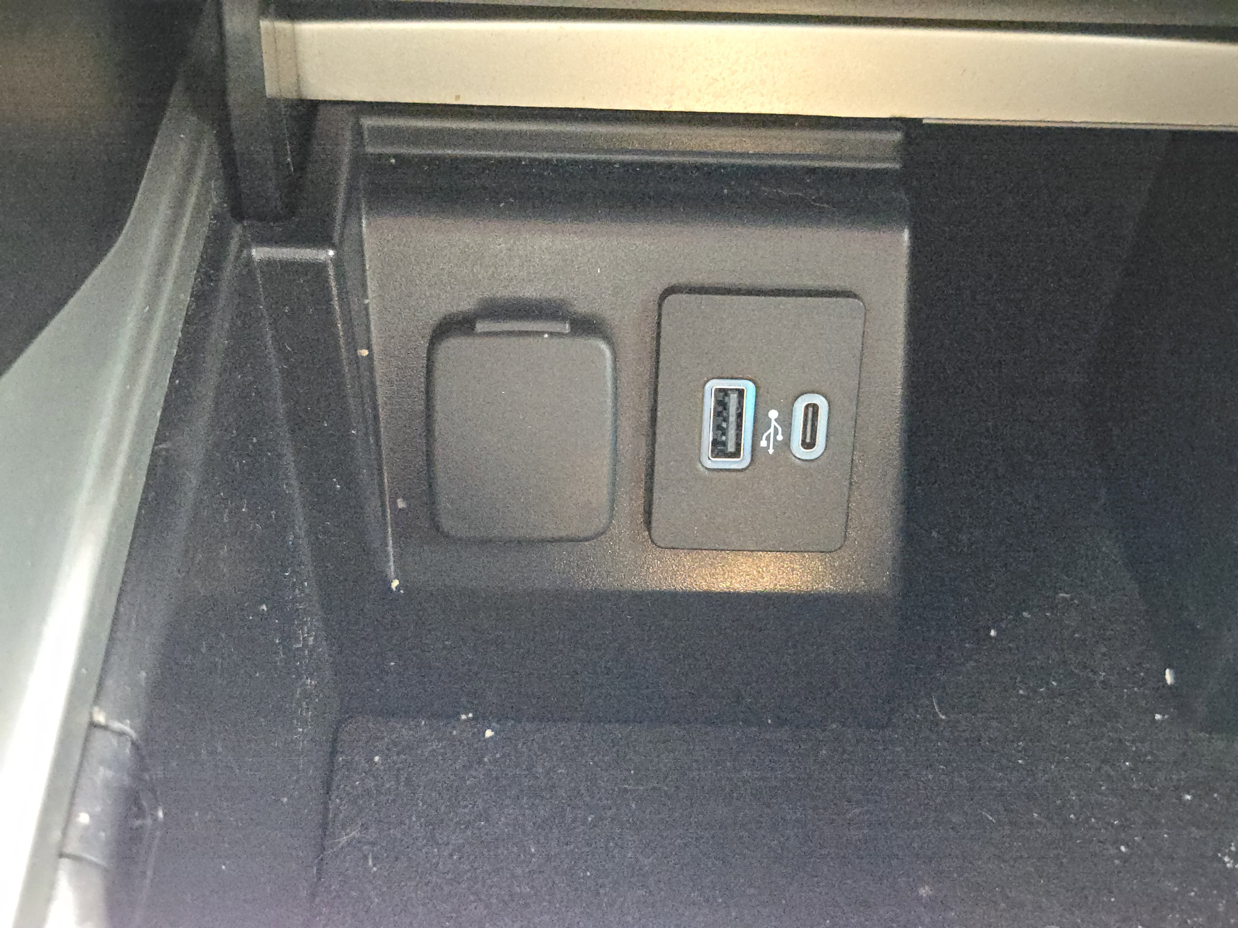 Used 2022 Ford Explorer XLT RWD image 21