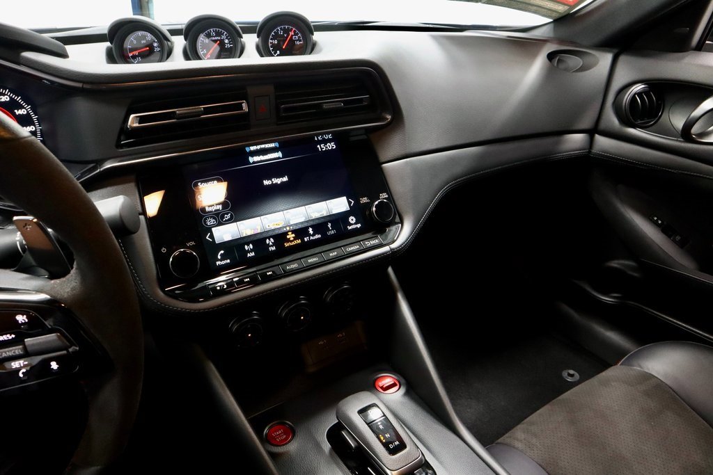 Certified 2024 Nissan Z NISMO w/ Floor Mat Package image 29