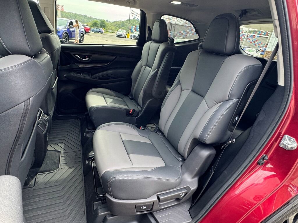 Used 2022 Subaru Ascent Onyx Edition image 18