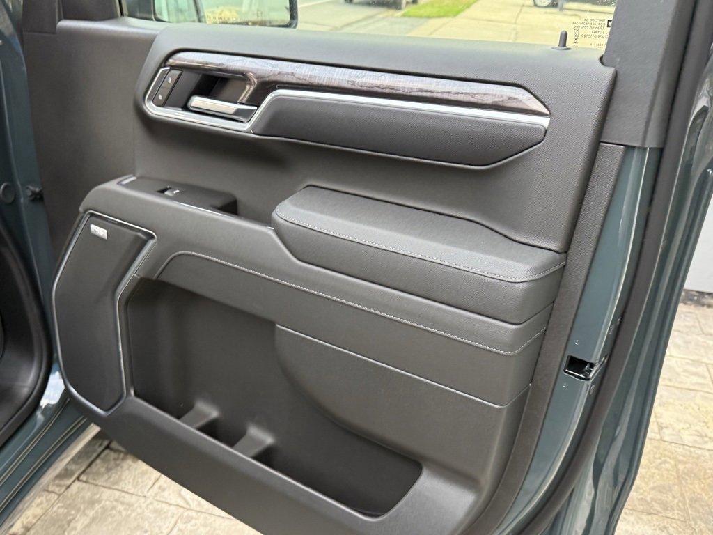 New 2026 Chevrolet Silverado 1500 LTZ w/ Z71 Off-Road Package image 39