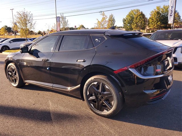 New 2025 Kia EV6 Wind image 6