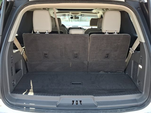Used 2019 Ford Expedition Limited w/ Equipment Group 301A RWD image 25