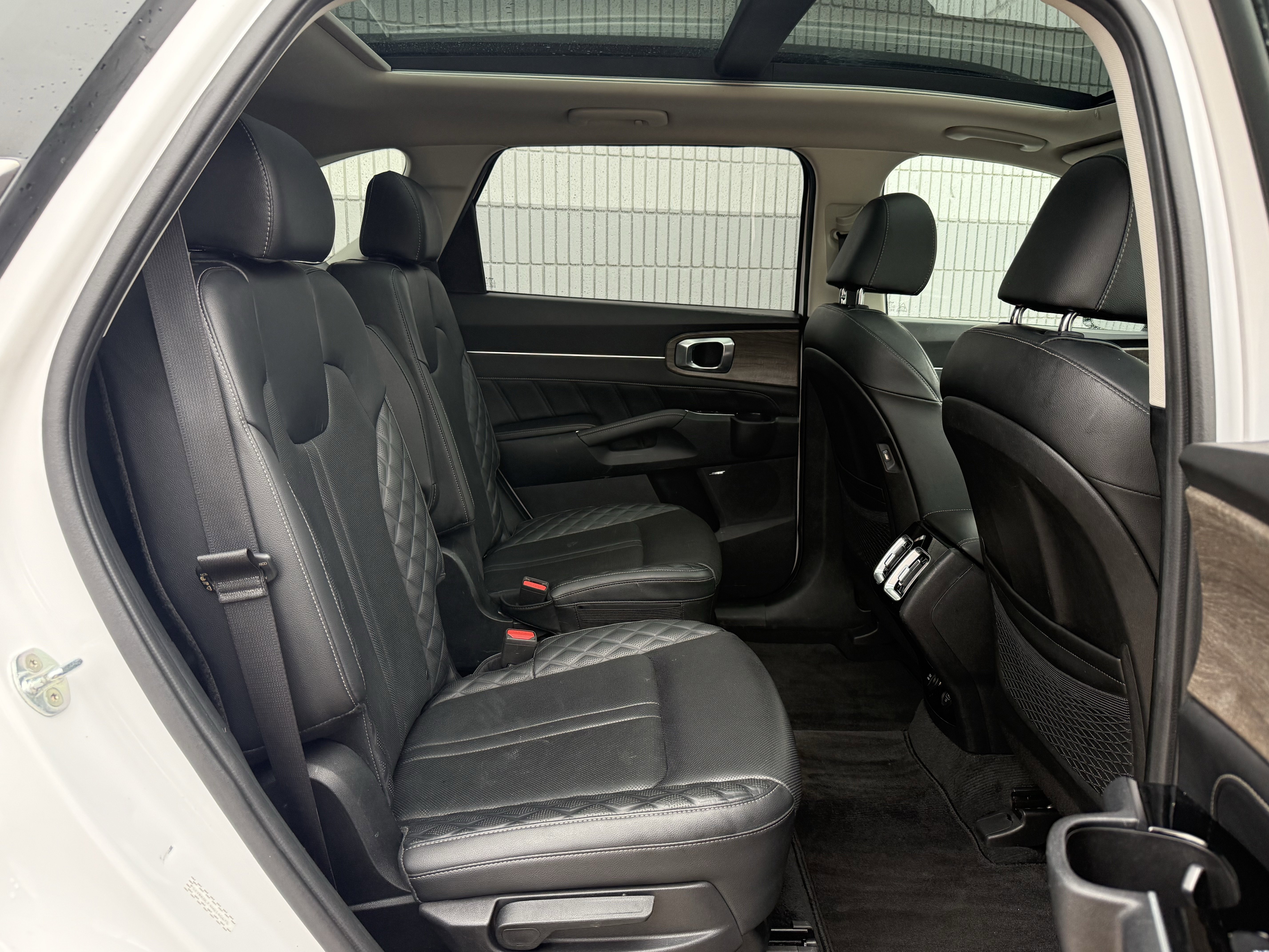 Used 2022 Kia Sorento SX Prestige image 7