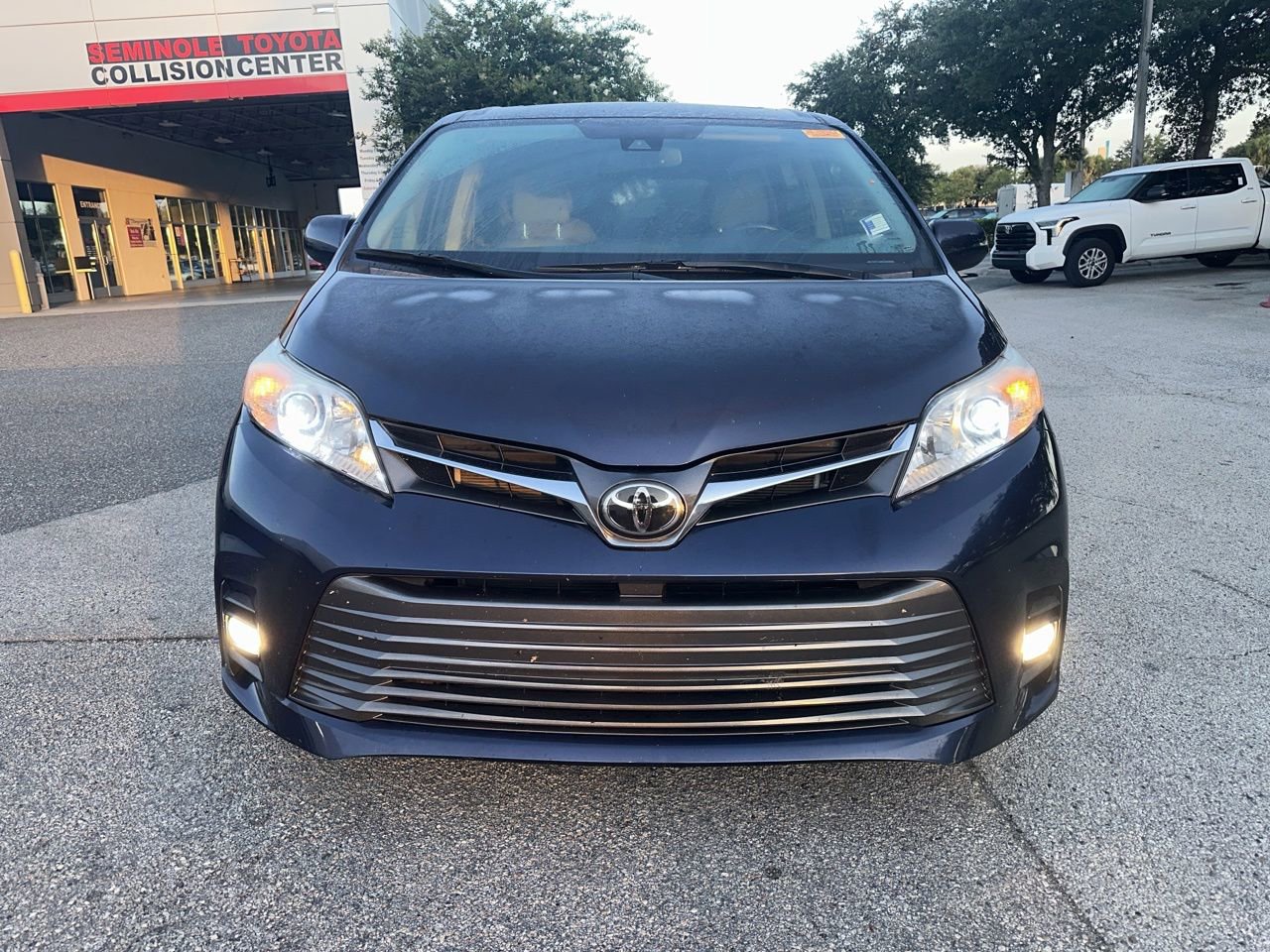 Used 2020 Toyota Sienna XLE FWD image 8