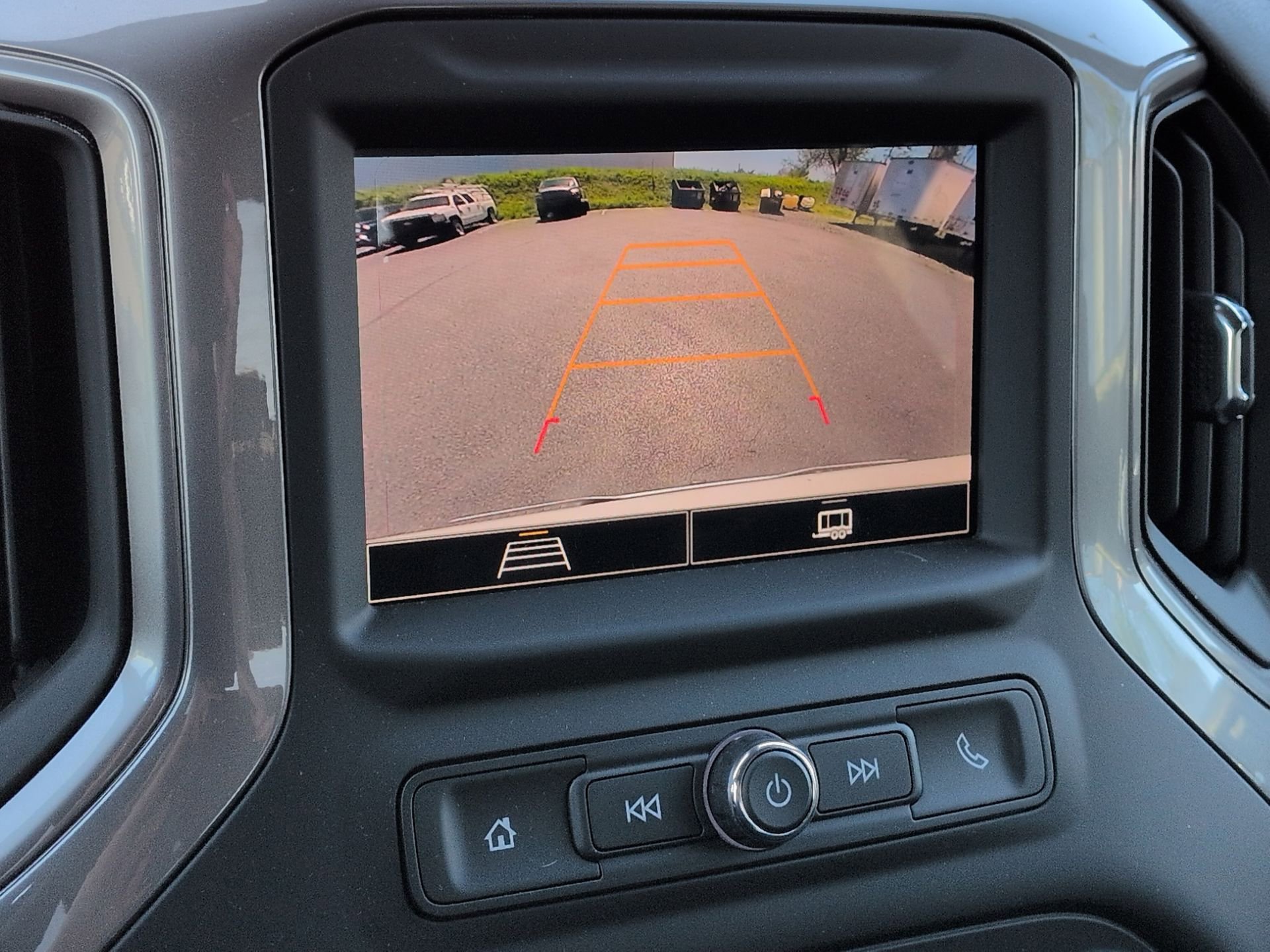 Certified 2024 Chevrolet Silverado 1500 Custom AWD/4WD image 15