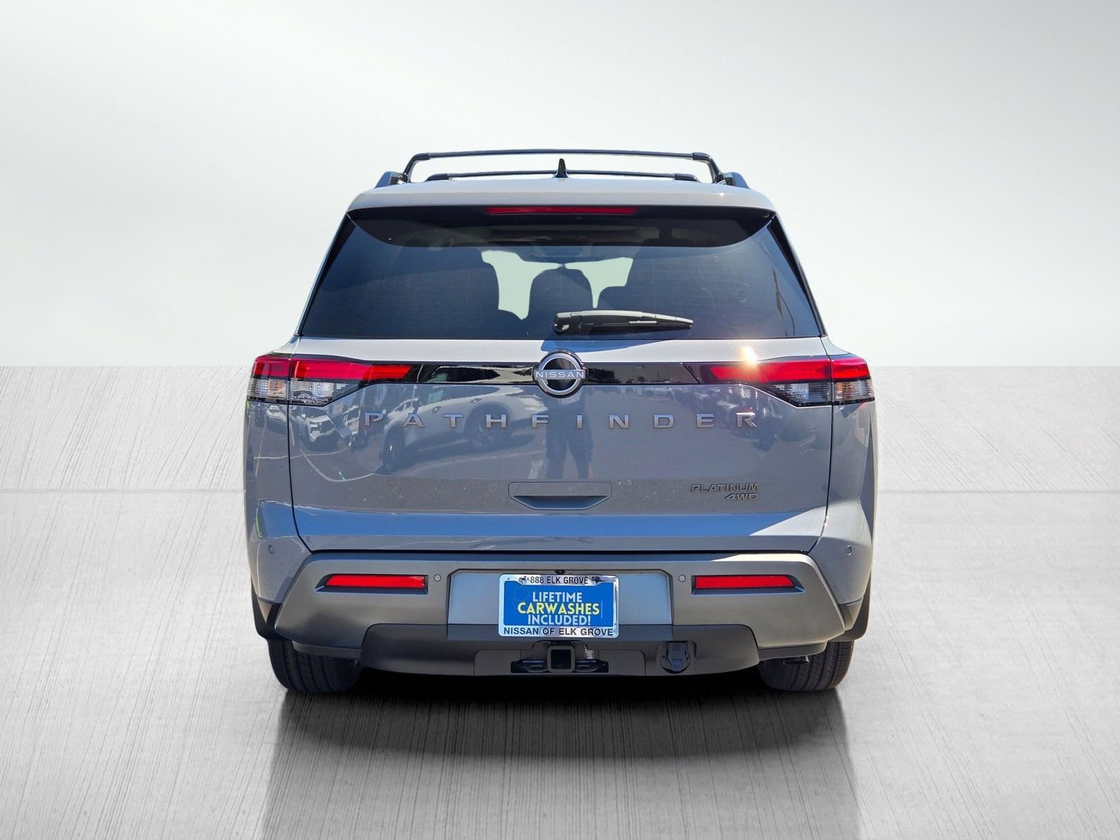 New 2026 Nissan Pathfinder Platinum AWD/4WD image 5