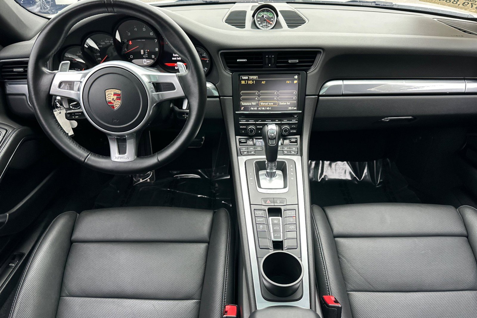 Used 2015 Porsche 911 Carrera image 6