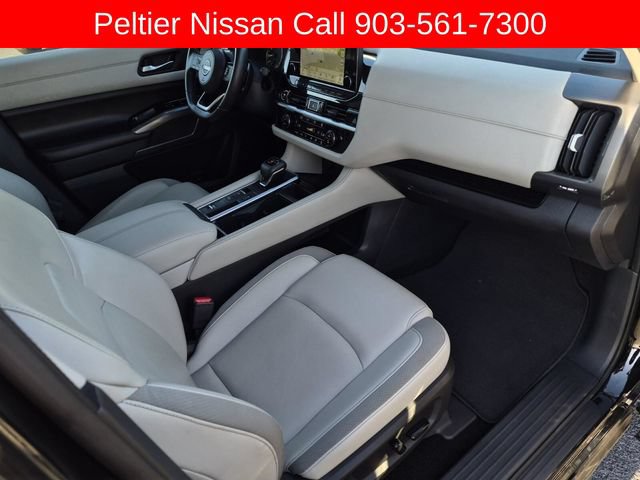 Used 2022 Nissan Pathfinder SL FWD image 12