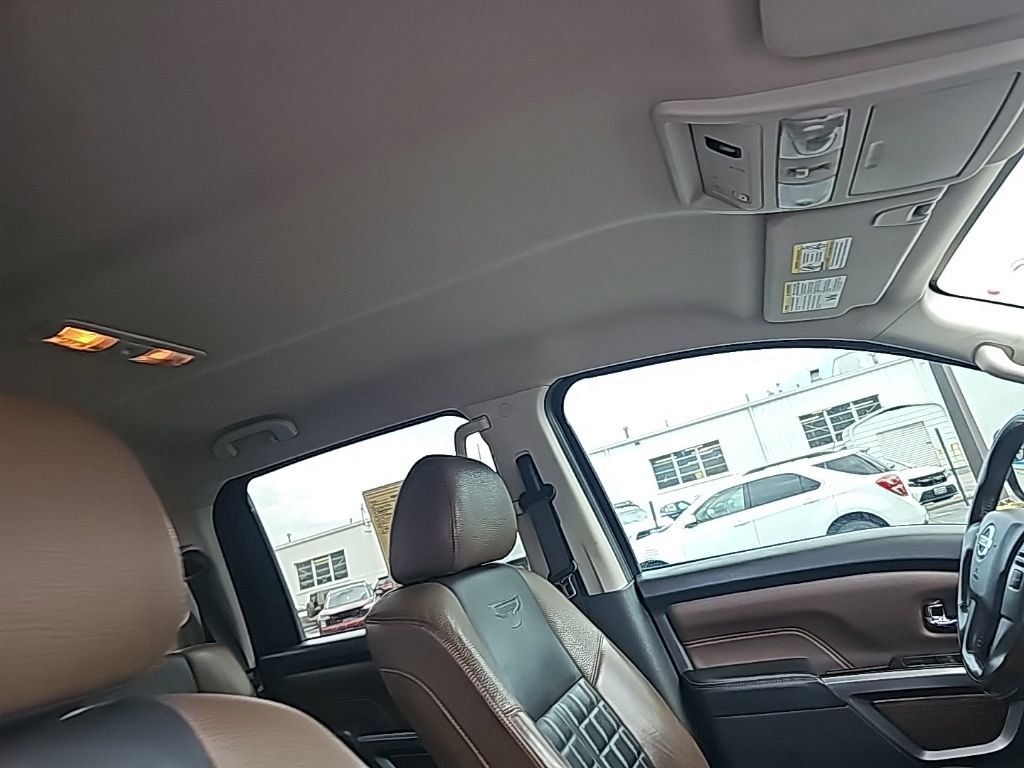 Used 2018 Nissan Titan Platinum Reserve w/ Platinum Utility Package image 33