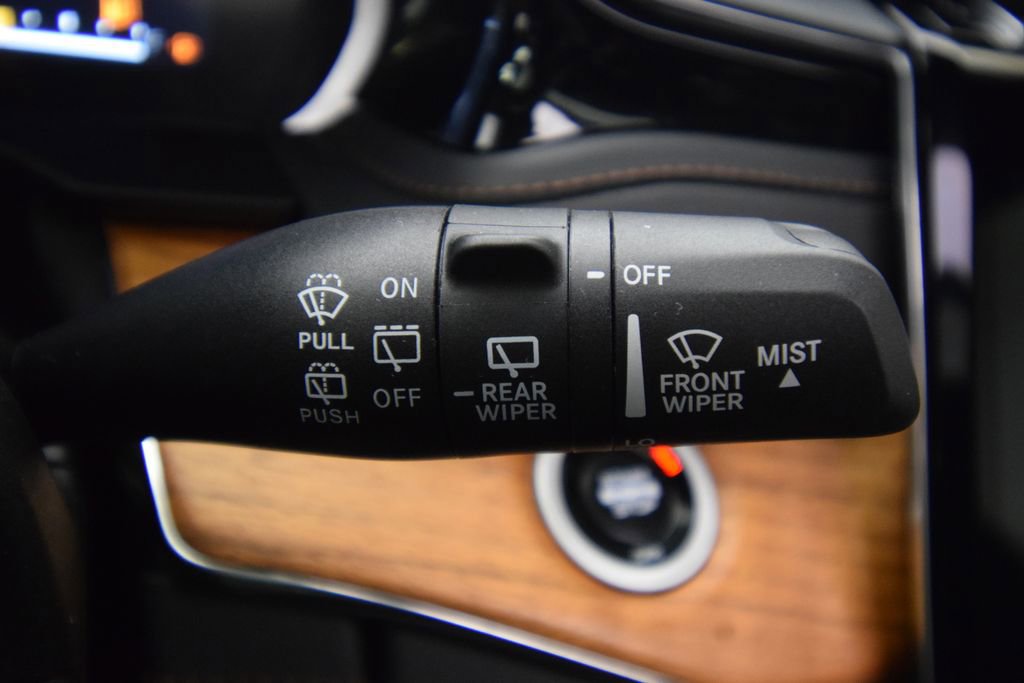 Used 2024 Jeep Grand Cherokee L Summit image 44